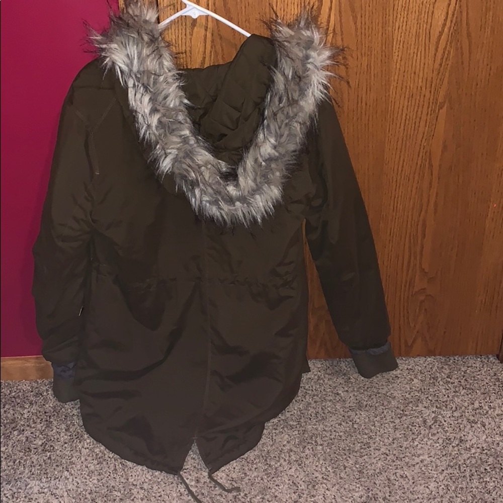 OLIVE WINTER JACKET - Picture 2 of 3